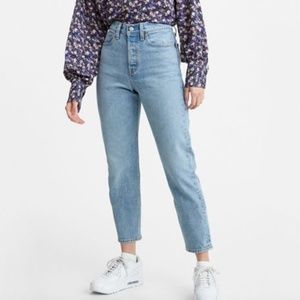 Levi's Wedgie Fit Ankle Women's Jeans